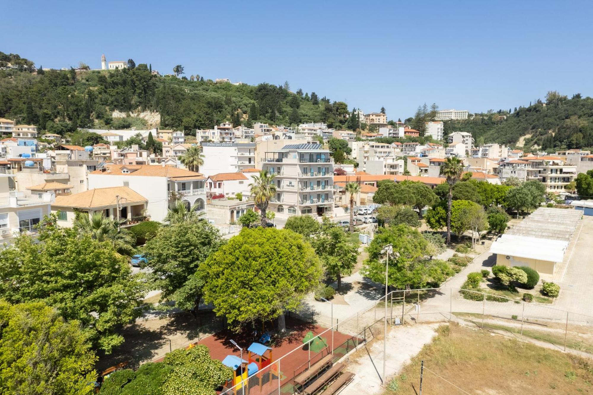 Plaza Hotel Zakynthos stad Exteriör bild